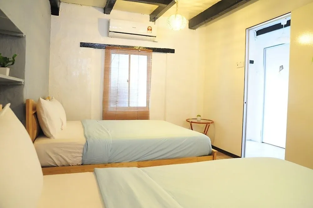 **  Layang Layang Guest House Melaka Ma­lay­sia